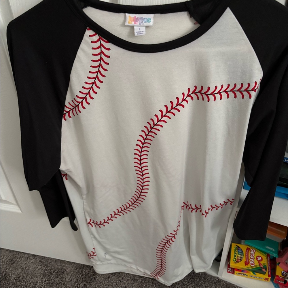 Lularoe Baseball Raglan Shirt - Black and White